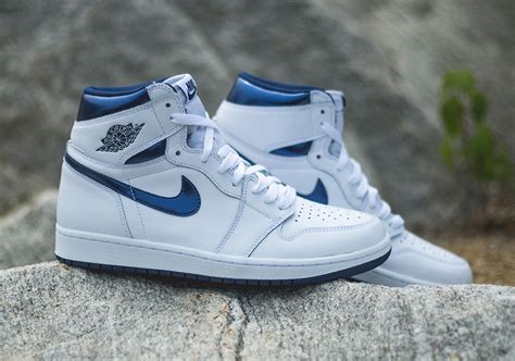 air jordan 1 metallic navy.